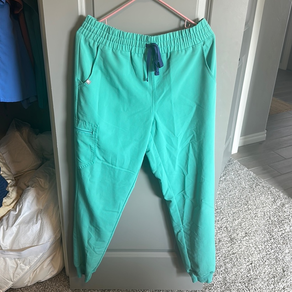 Figs high waisted joggers! Like new!